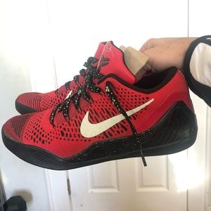 Nike kobe 9 university red